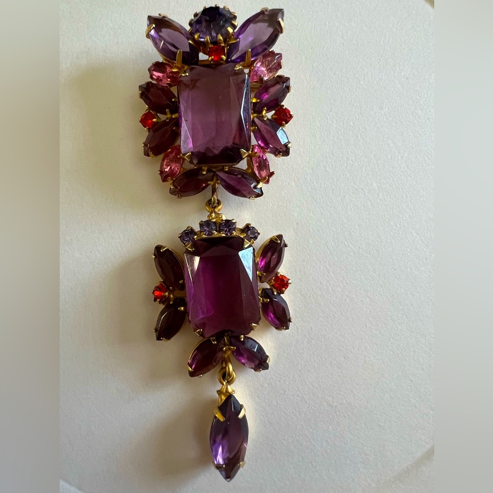 Elegant Purple and Pink Vintage  Brooch (it dangles)